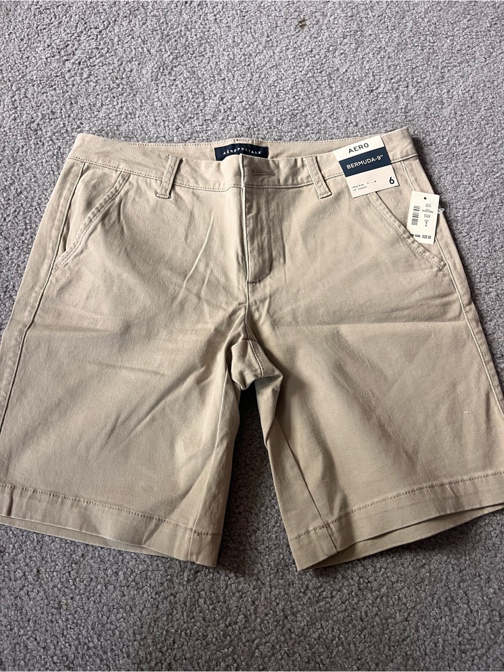 Aeropostale Women’s Beige Flat Front Bermuda Shorts